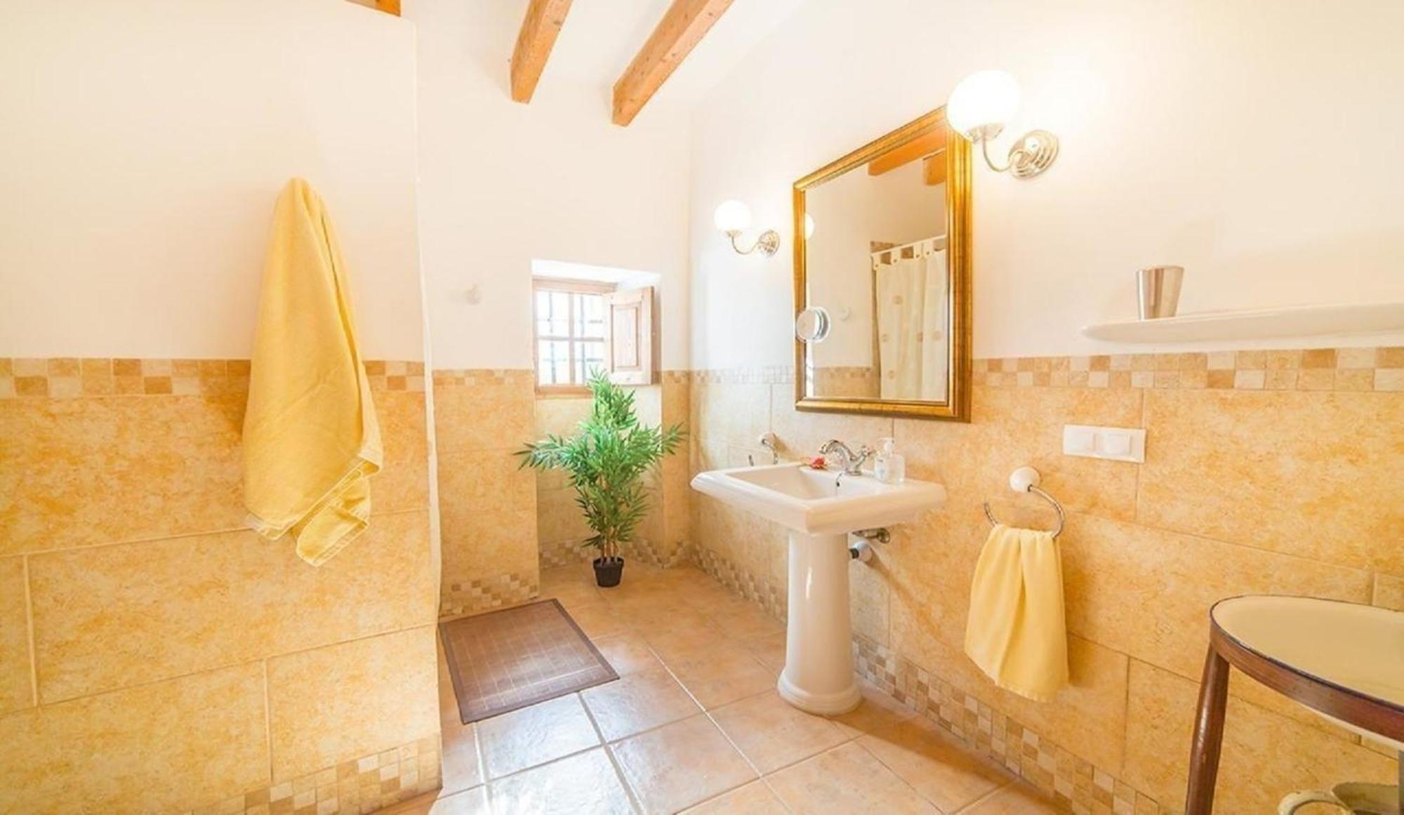 Grosse Pool-finca Olivera Bei Mallorca