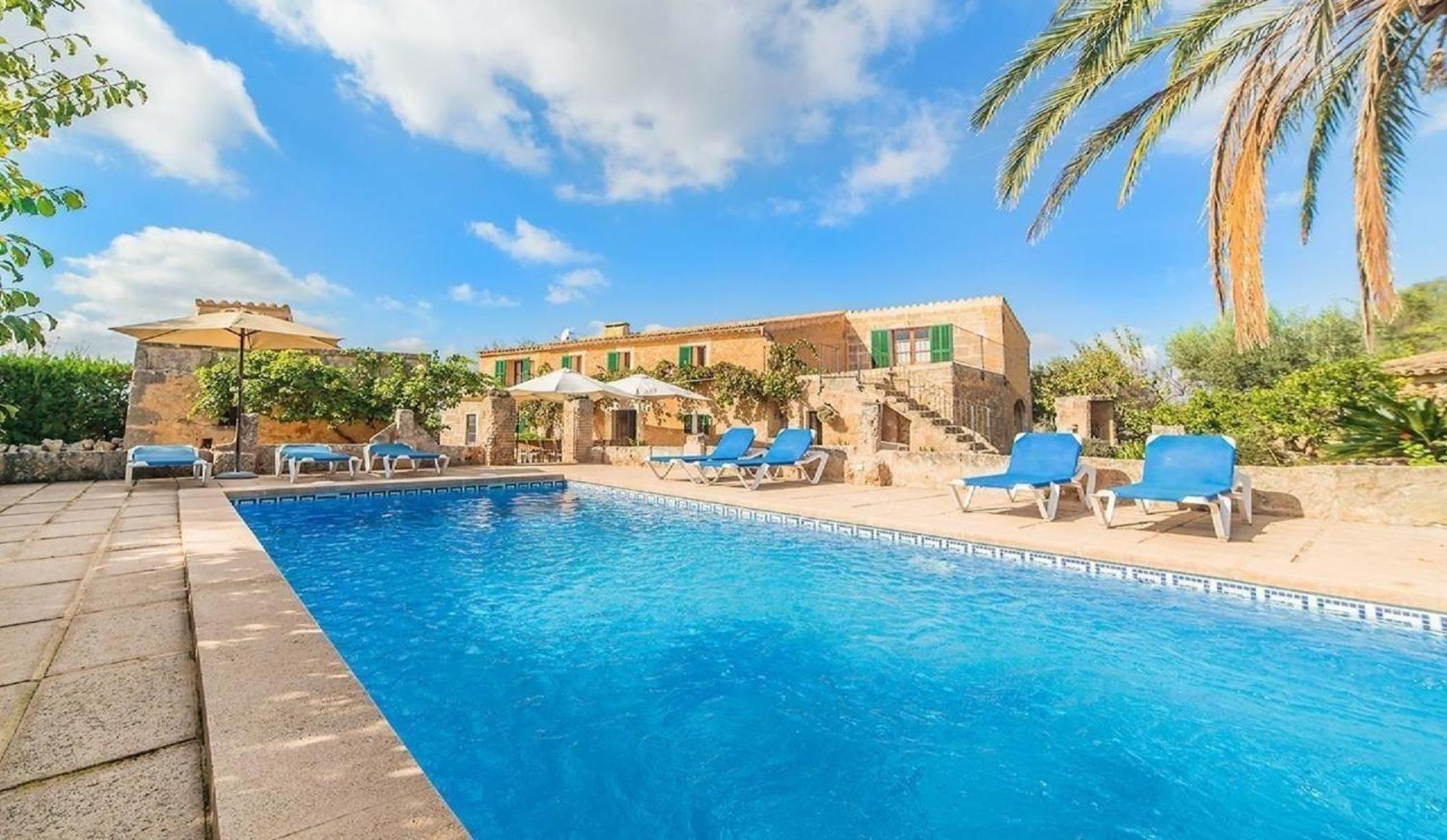 Holiday home Grosse Pool-finca Olivera Bei Mallorca